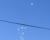 رشقات صاروخية مكثفة أطلقت من لبنان باتجاه الجليل والجولان  